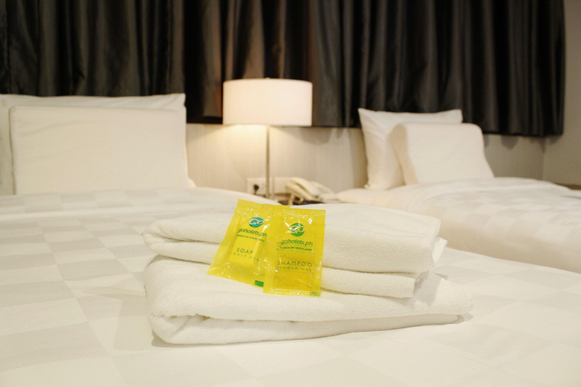 Go Hotels Tacloban Exterior foto