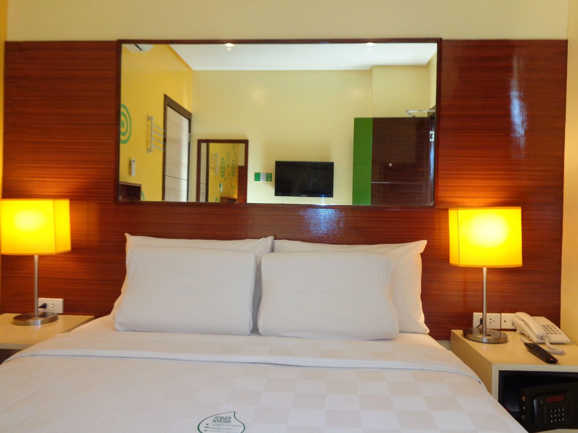 Go Hotels Tacloban Exterior foto