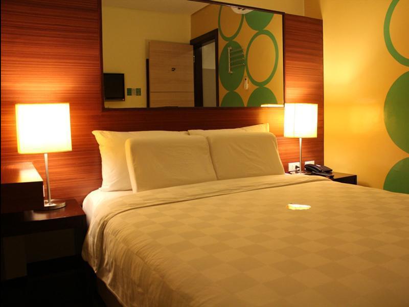 Go Hotels Tacloban Exterior foto