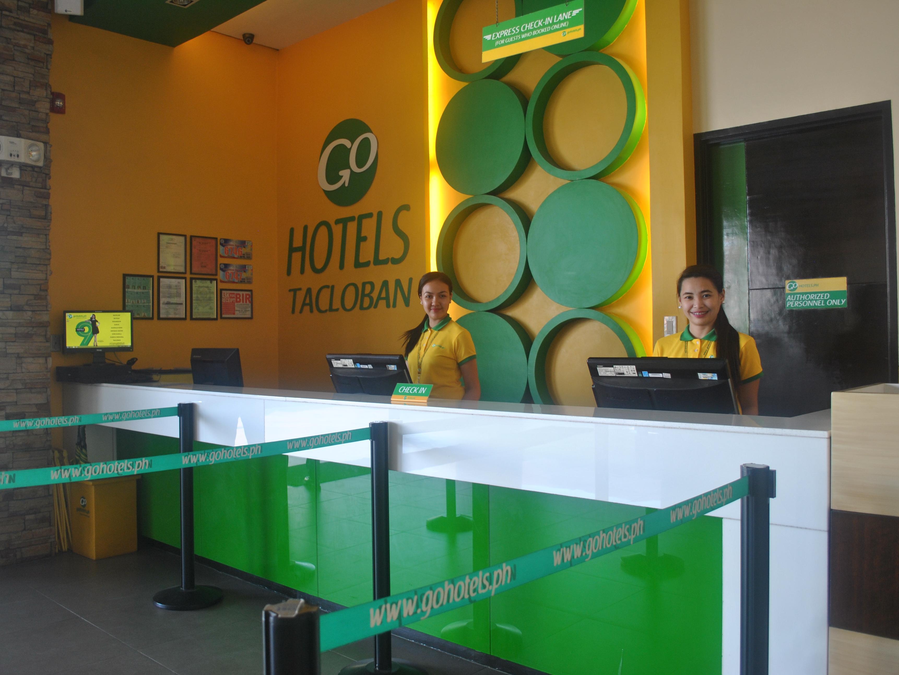 Go Hotels Tacloban Exterior foto