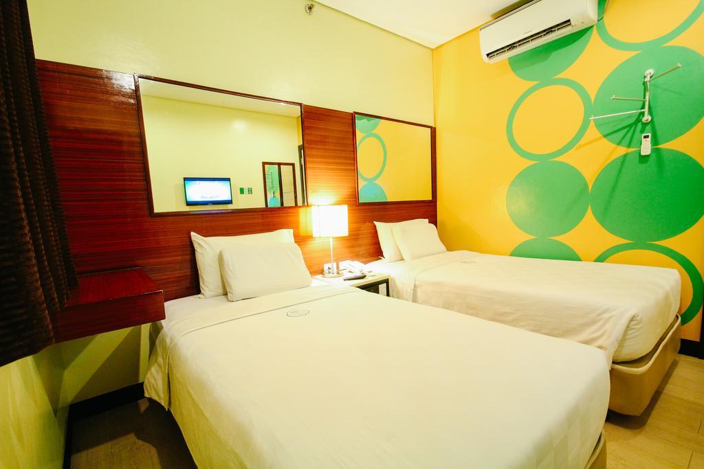 Go Hotels Tacloban Exterior foto